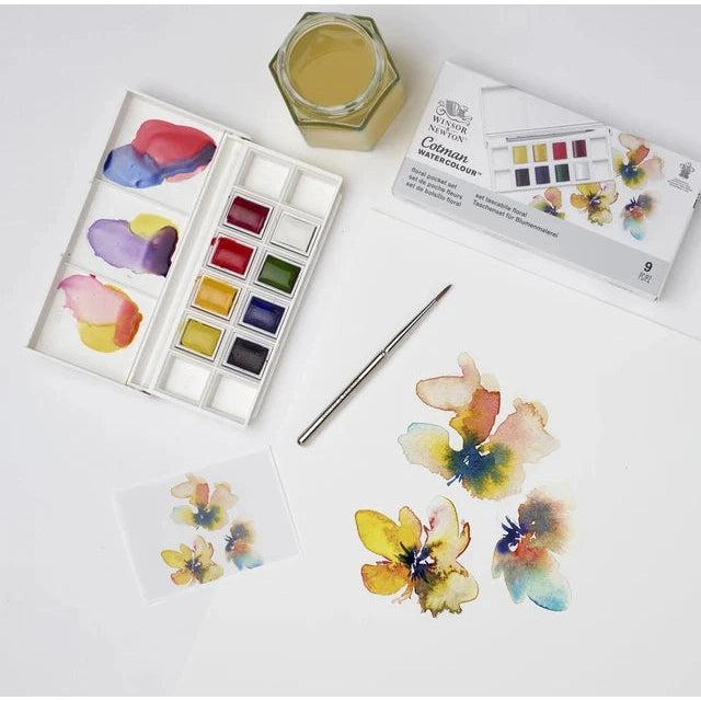 Winsor & Newton Cotman Watercolour Half Pans Pocket Sets (Set of 8 + Brush)